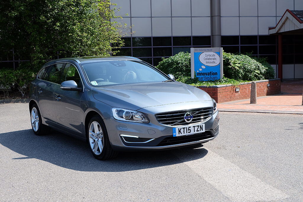 Volvo V60 D6 Twin Engine Plugin Hybrid Review by Matt Porter