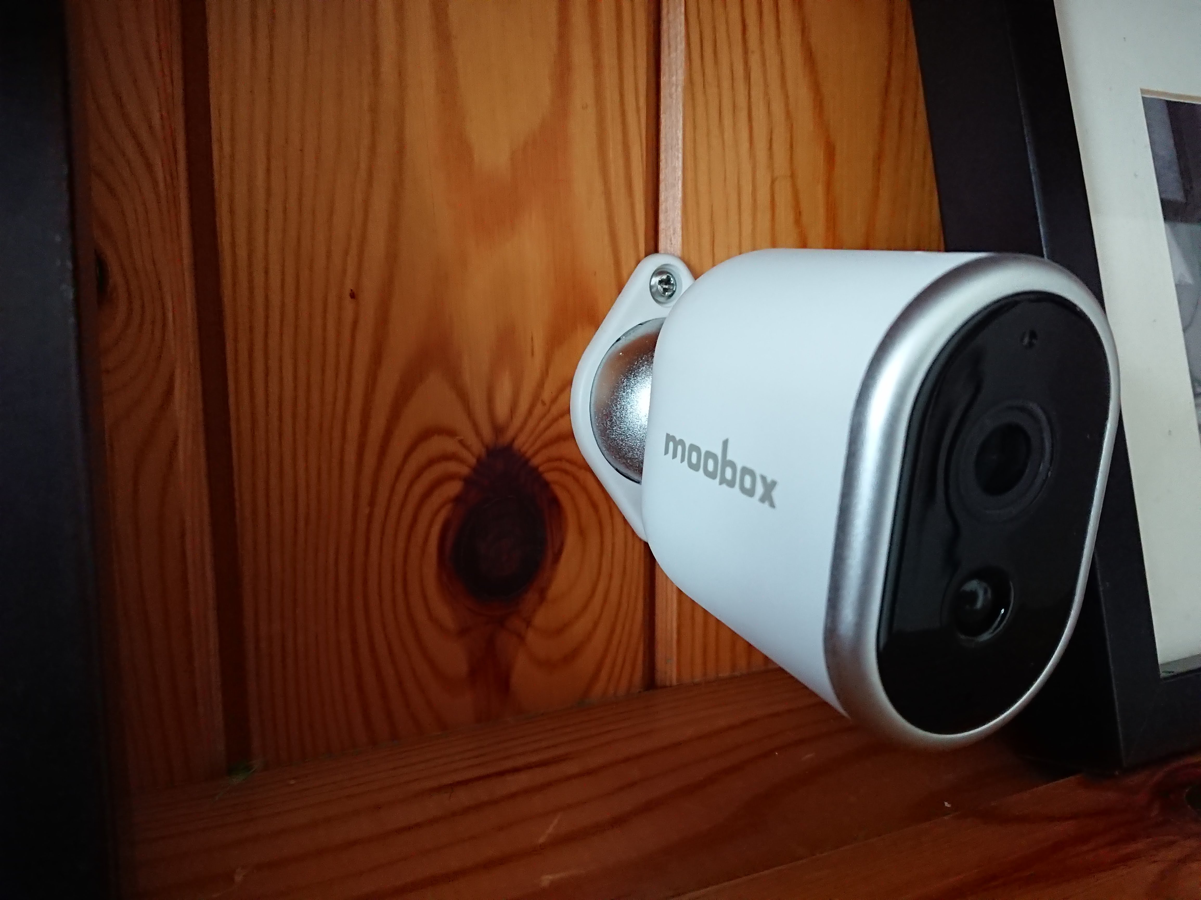Moobox Camera Mounted at Home