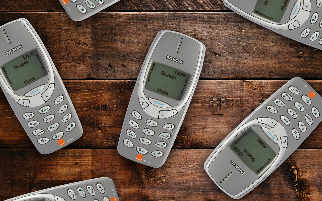 Many Nokia 3310 Handsets