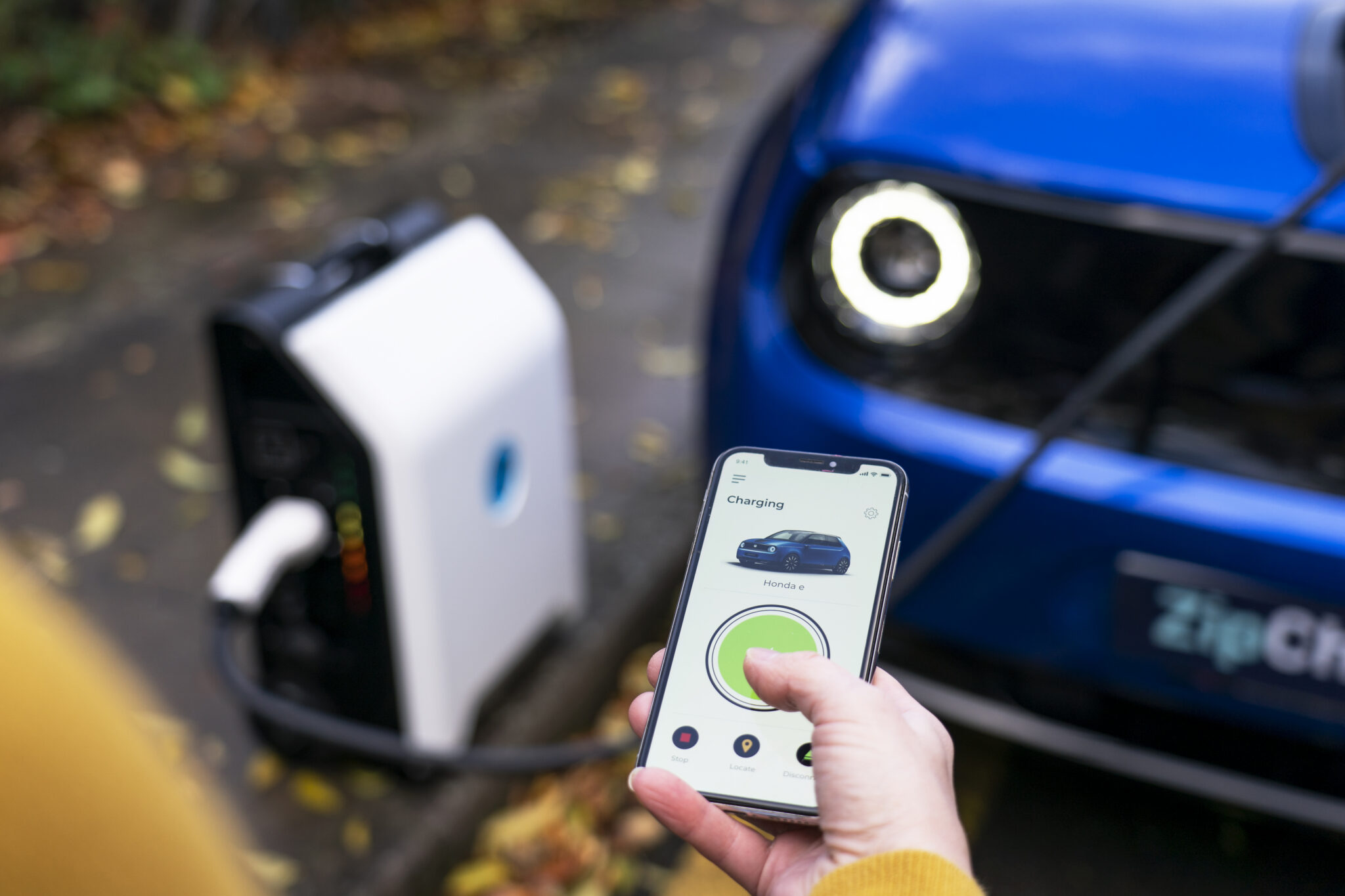 ZipCharge: Revolutionary Portable EV Charger, Allowing You to Charge Your Electric Car Anywhere, Revealed at COP26