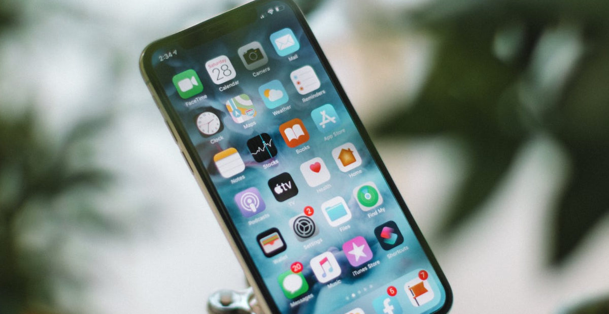 Smart Phone Accessories: Your Phone’s New Best Friends