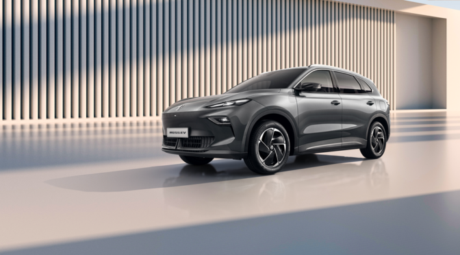 Test Drive the Future: Everything Electric London Brings the UK’s Biggest EV Experience to ExCeL